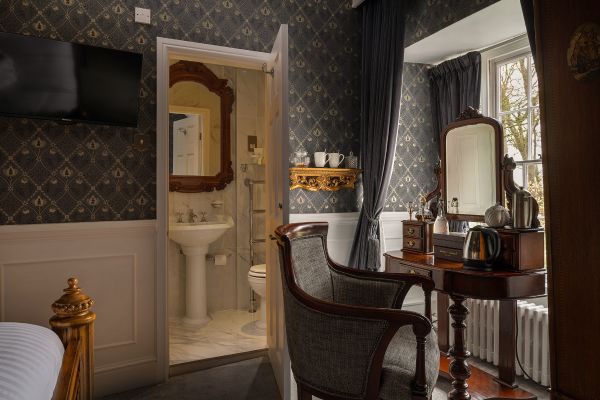 Plas Dinas Country House (Wales)